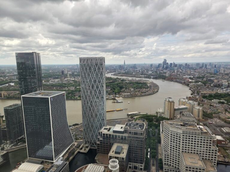 Article 01: The 30/85/89 Problem: Why a Sliver of London Offices Drives Almost All Its Office Energy Use